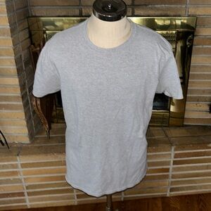 Two (2) Men’s Gildan Gray Tee Shirts Size Large Sold as Pair
